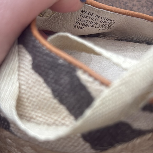 MICHAEL michael kors canvas zebra print  wedge sandals size 8.5 - Picture 10 of 12